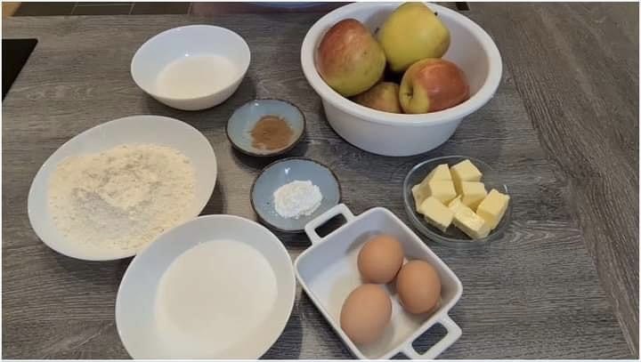 SUPERSAFTIGER APFELKUCHEN – REZEPTE UND BACKEN