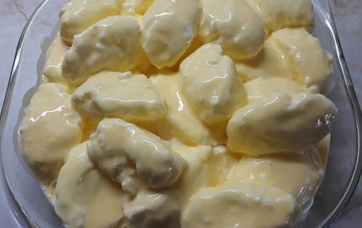 Schneenockerl in Vanillesauce – REZEPTE UND BACKEN