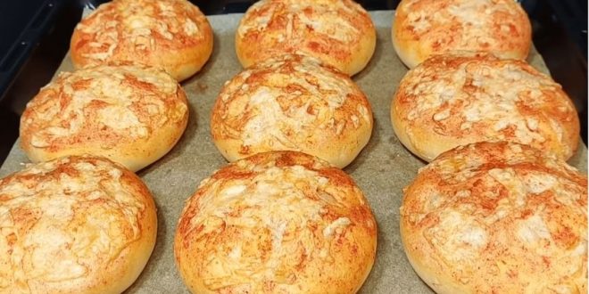 Käsebrötchen – REZEPTE UND BACKEN